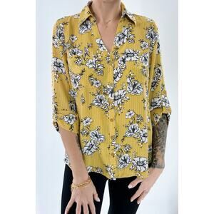 By x by Yellow Floral Button Down Quarter Sleeve  Blouse Size Small